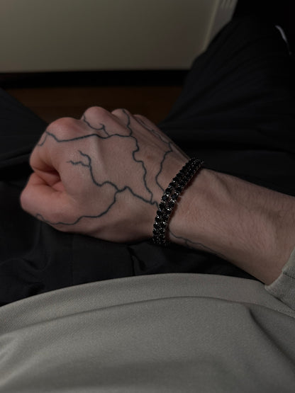 V1 Tennis Bracelet- Black